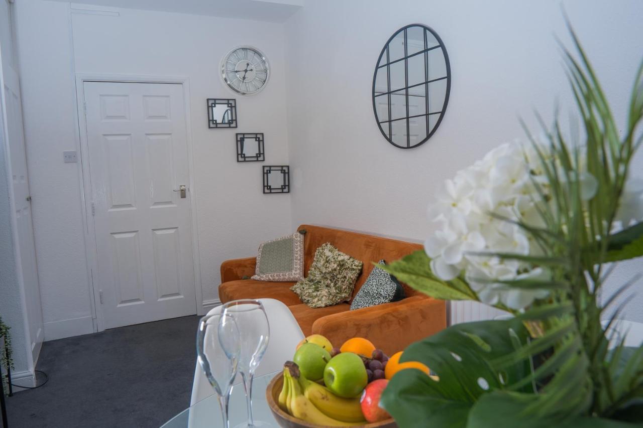 Сasa de vacaciones The Private Villa, Centre, 9 Beds, 5 Bedrooms, Sleeps 12